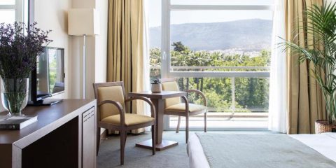 מלון אמליה אתונה - מידע מורחב על המלון וסביבתו