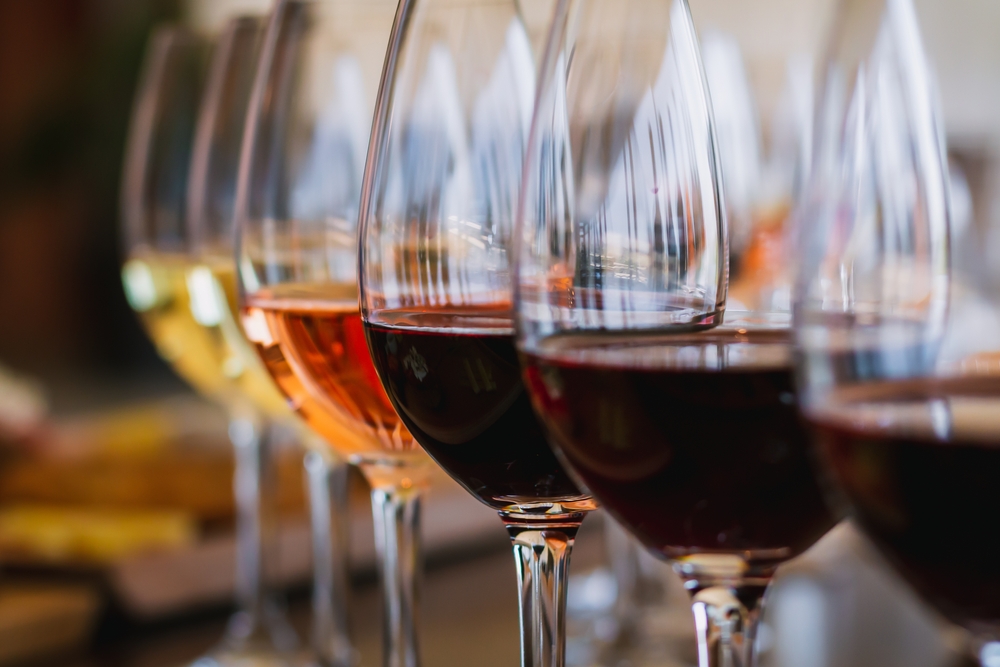 יין ומשקאות חריפים ביוון