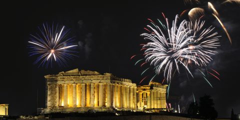 חגים ופסטיבלים ביוון עם חגיגות מקומיות