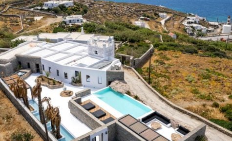 Mykonos Town Black Villa