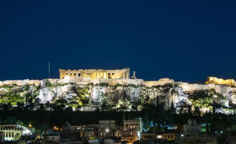 Acropolis view loft in Monastiraki square!