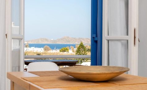 VILLA KOSTA in Naousa-Paros