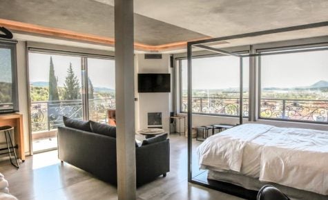 Meteora Heaven and Earth premium suites - Adults Friendly