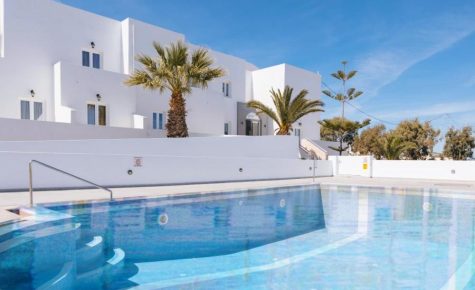 Nikos Hotel