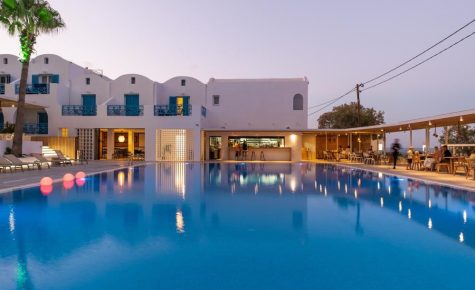 Kamari Beach Hotel