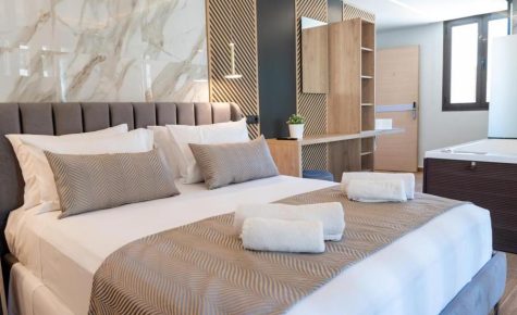 John & Mary Suites