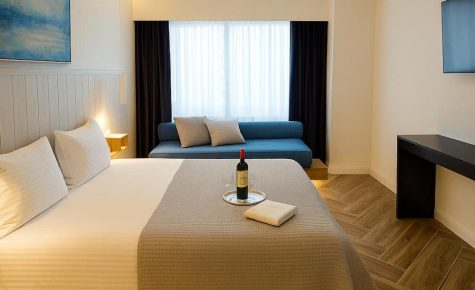 Triple A - Psiri Urban Glow Studios at Theatrou Square II Free Parking!