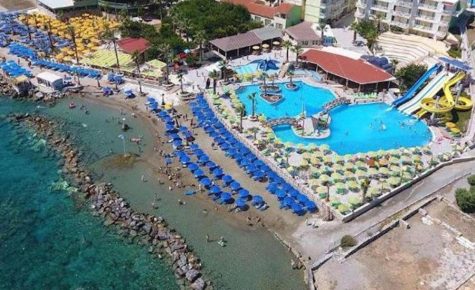 Eri Beach & Village Hotel