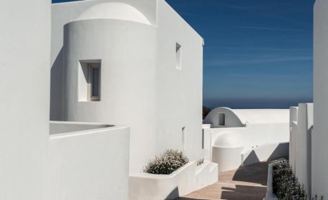 Oikos Santorini Living Concept