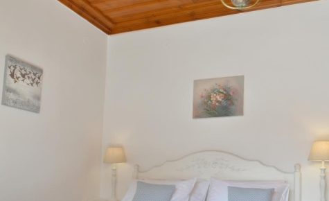 Hydra's Pearl - White Pearl