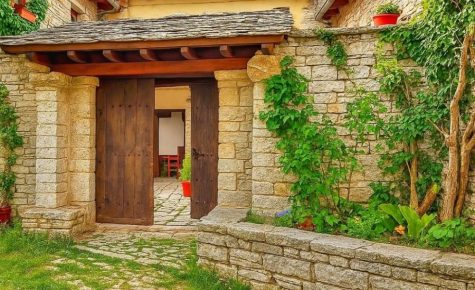 Archontiko Rapti Stone Traditional House