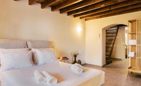 Rizes Traditional House