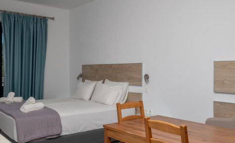 Triantafillas Suites