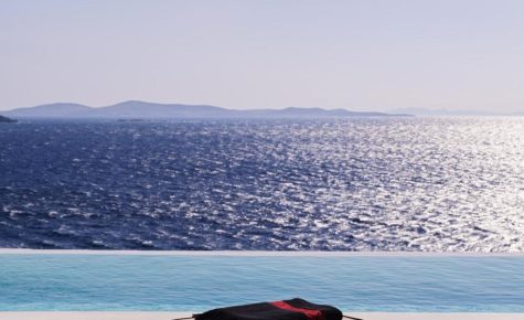 Kouros Hotel & Suites