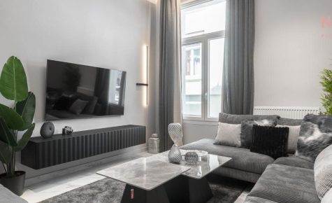 Gradioso, Nilie Hospitality MGMT